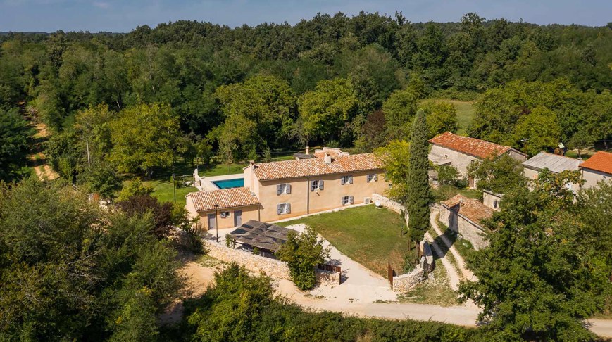 Villa Laeta Escapian 01