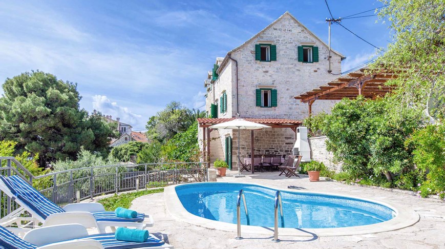 Villa Bonaca 01