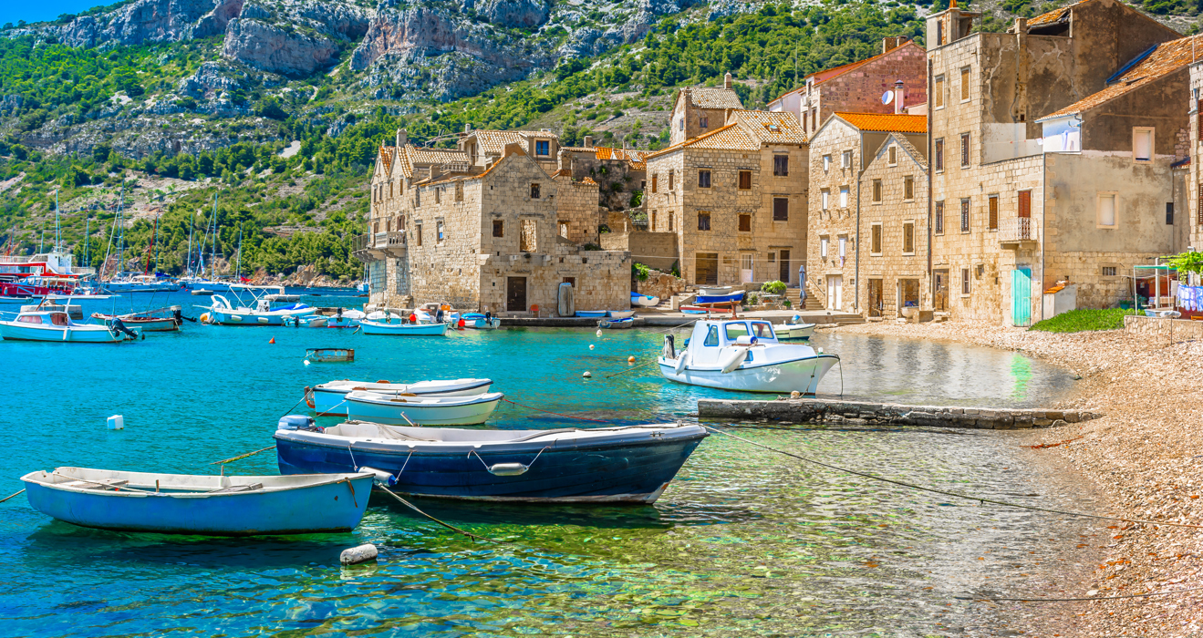 Vis: Skriveni Dragulj Hrvatske Obale   article image