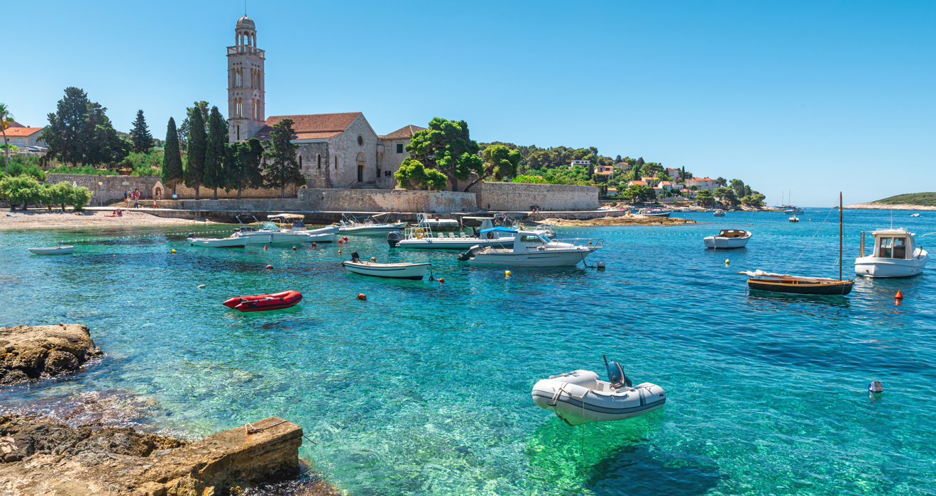 Istražite Hvar: Dragulj Jadrana  article image