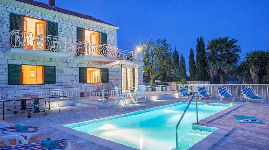 Villa Vjeka 01
