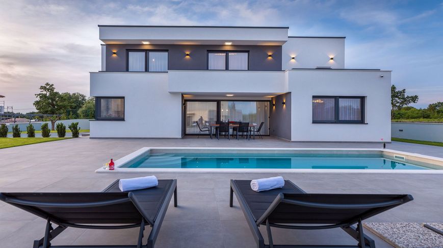 Villaana 25