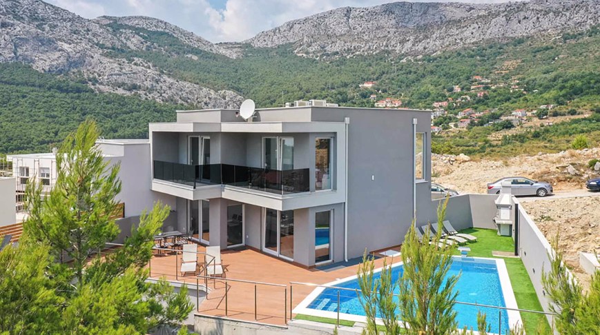 Villa Omega 01
