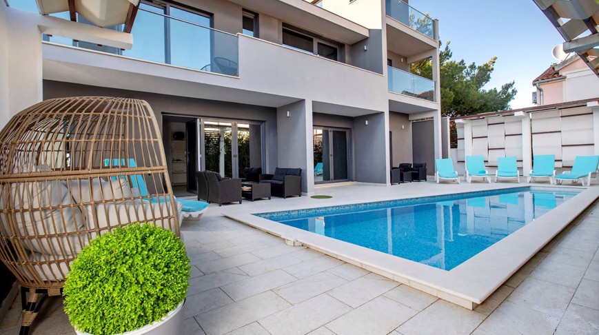 Villa Martinis 01