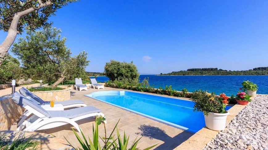 Villa North 01