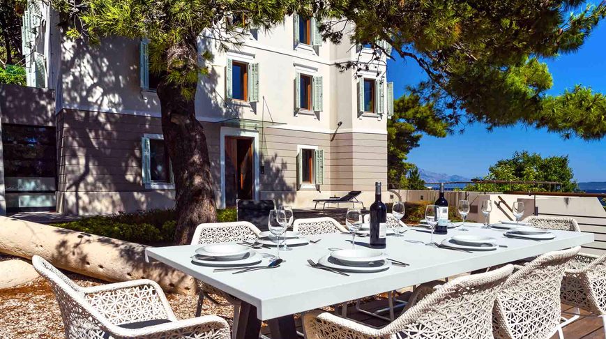 Villa Zetna 01